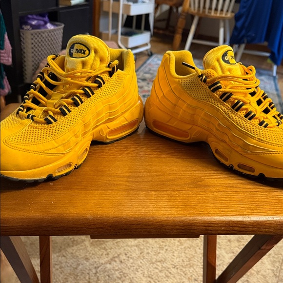 Nike Air Max 95 ‘City Special NY Taxi - Picture 5 of 10